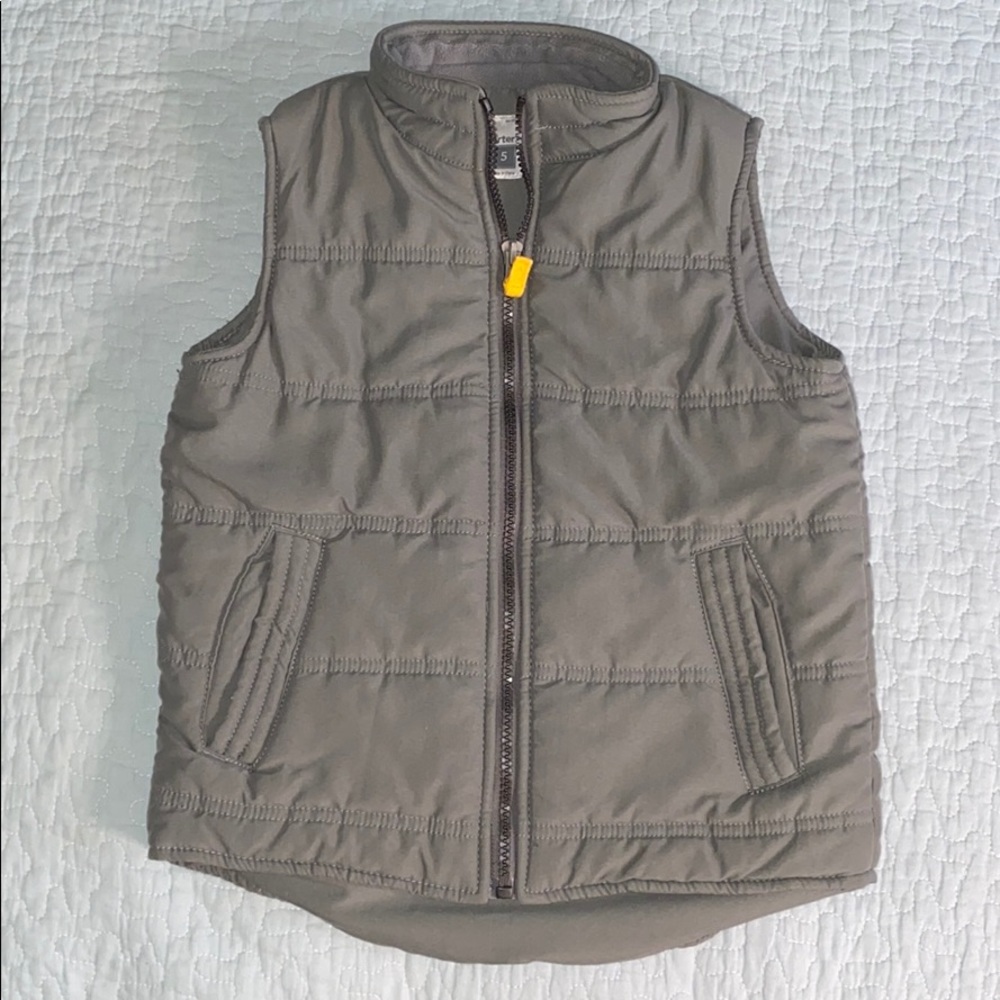 Carters gray vest with yellow accent zipper pull